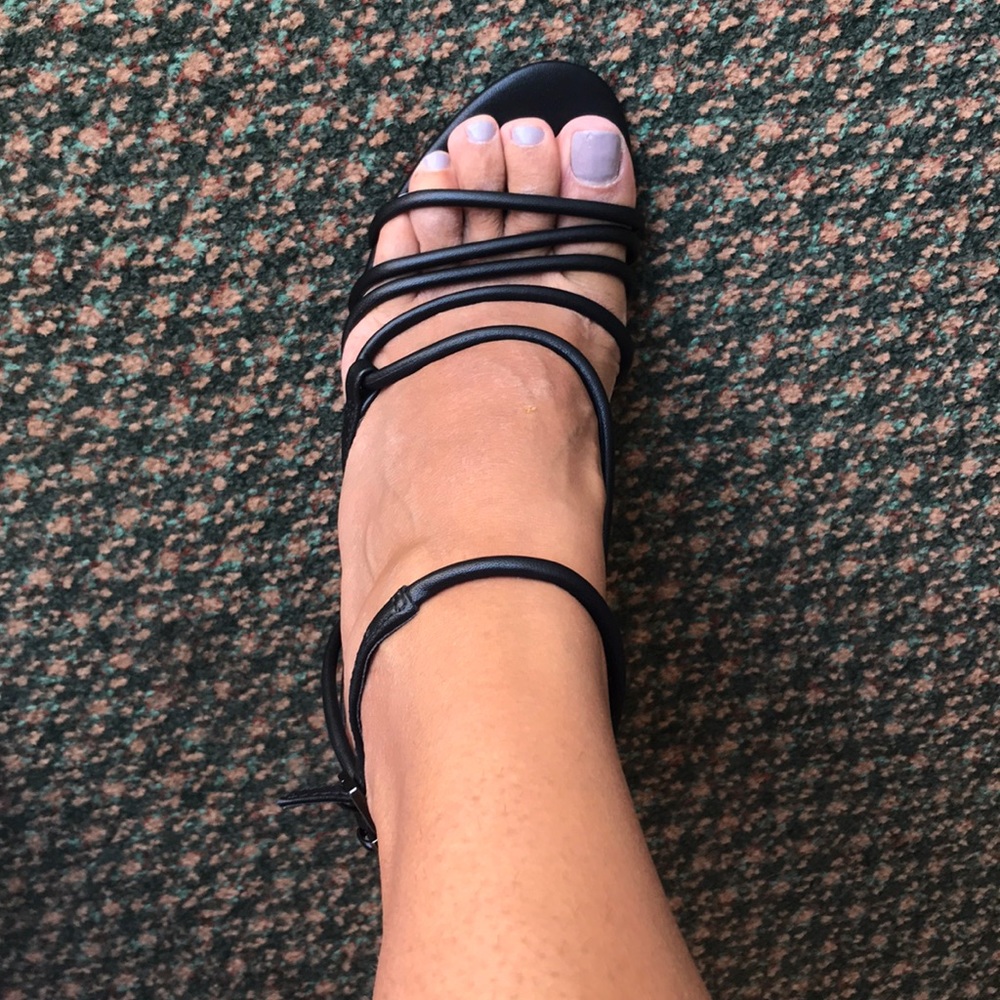 Steve Madden Black shoes - Picture 3 of 7